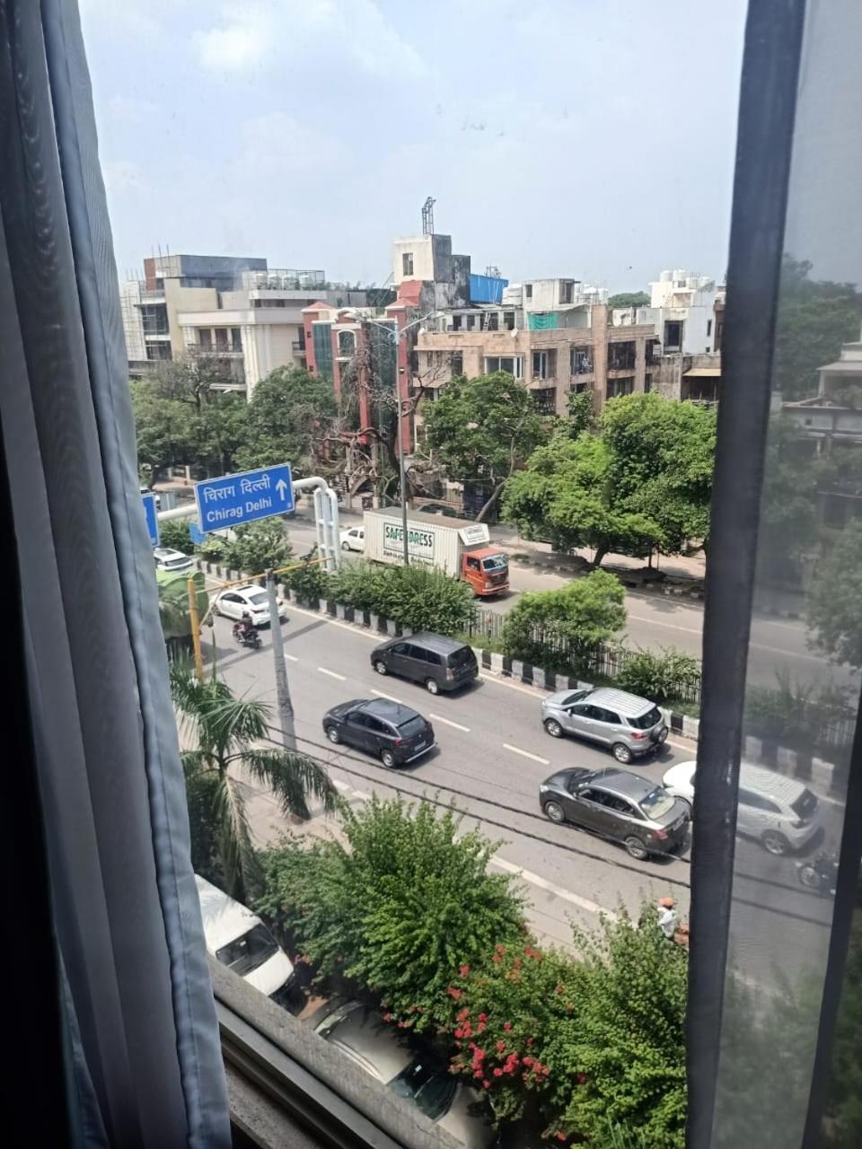Rockland Hotel, C.R Park New Delhi Exterior photo