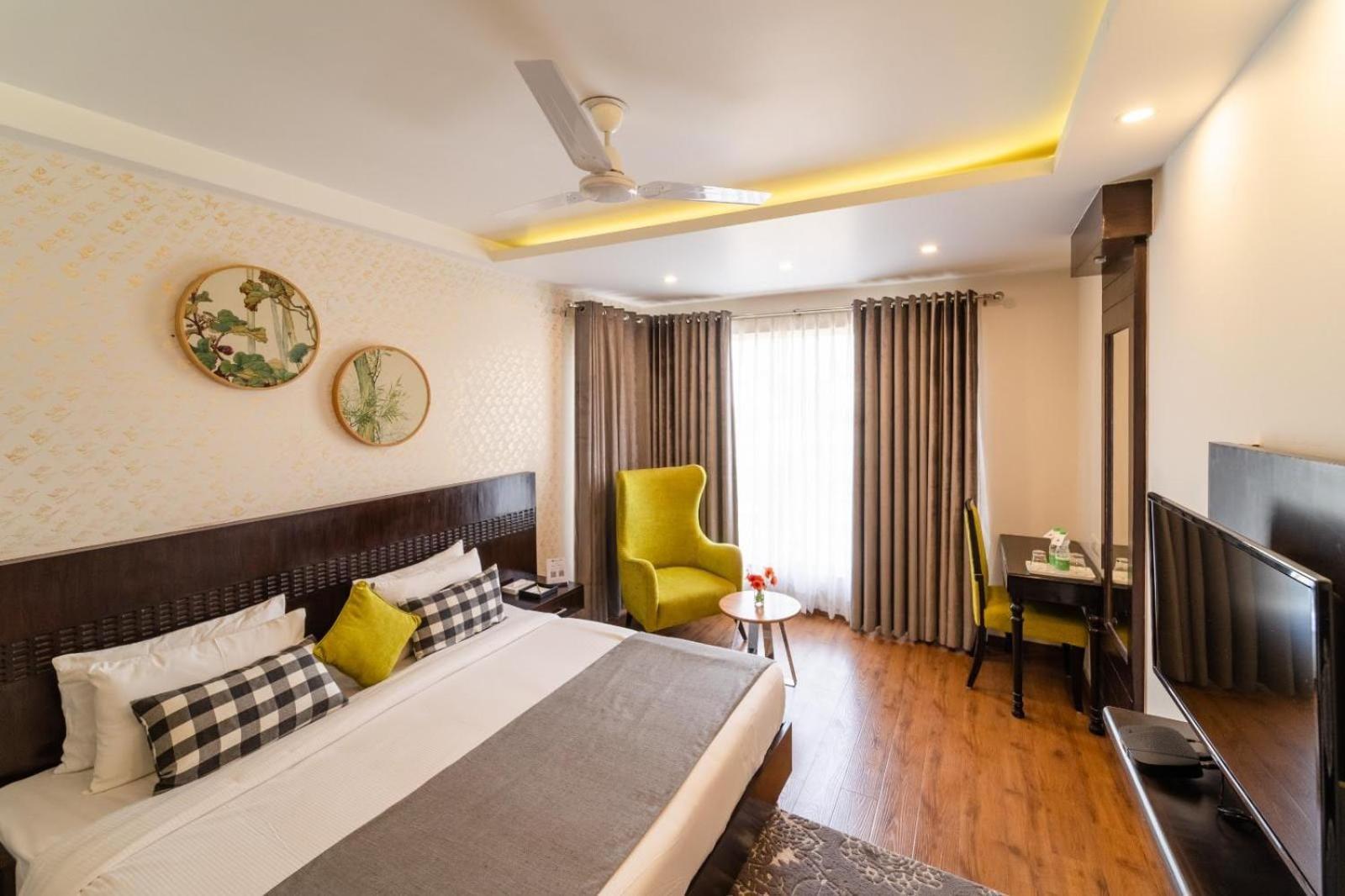 Rockland Hotel, C.R Park New Delhi Exterior photo